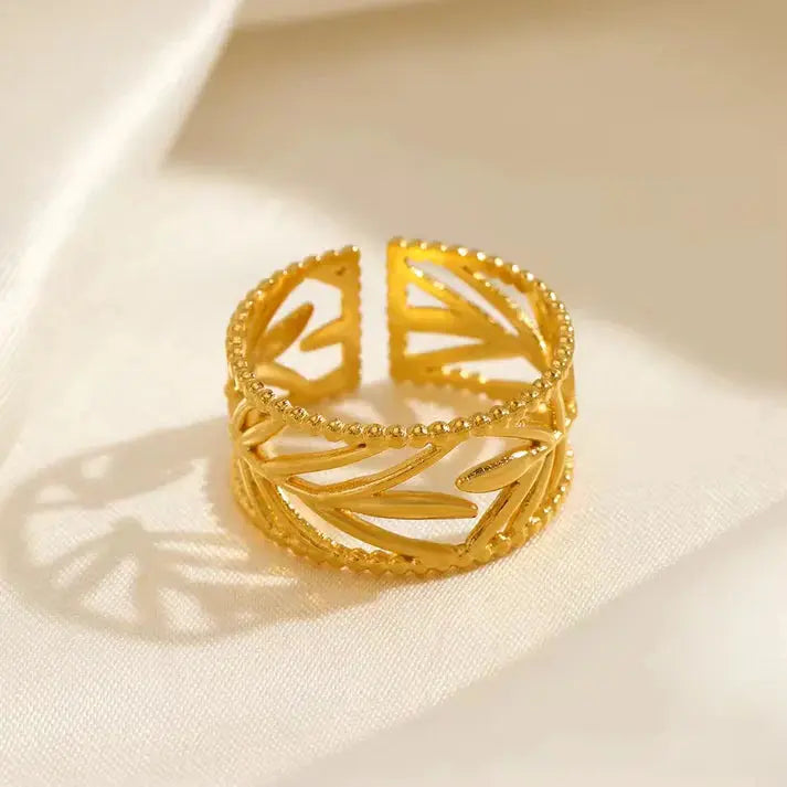 Wide Floral Art Nouveau 14k Solid Gold Statement Ring – Lightweight Vine & Leaf Design Charmora By Rohi