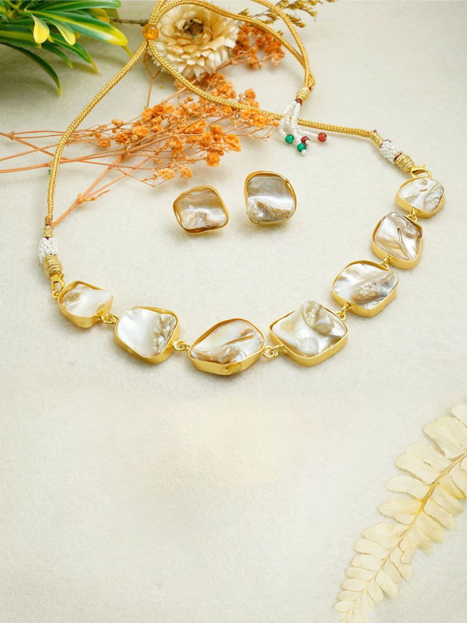 Mother of pearl chokar CHARMORA BY ROHI