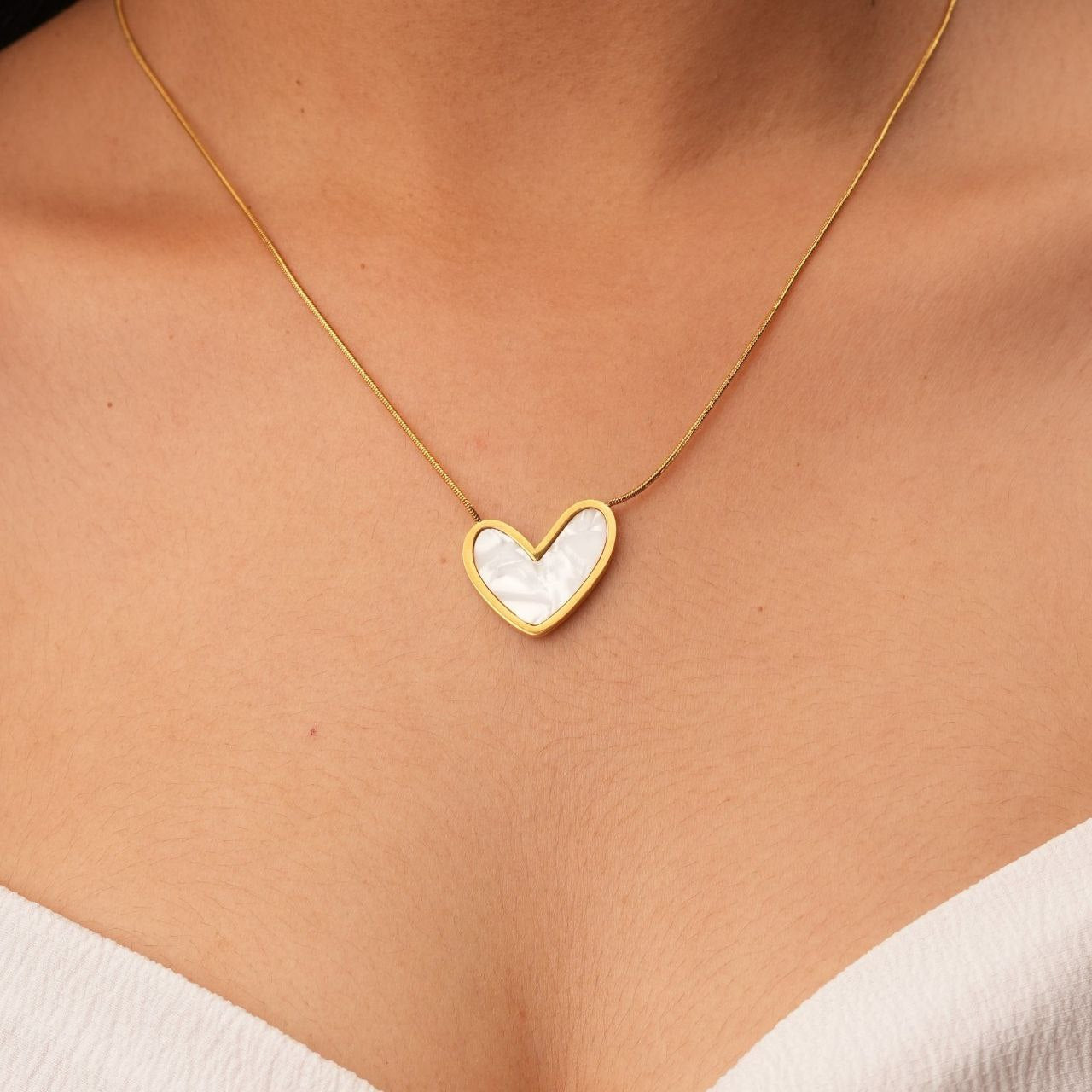 18K gold plated heart necklace with chain CHARMORA BY ROHI
