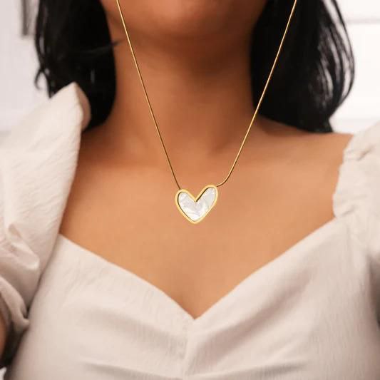 18K gold plated heart necklace with chain CHARMORA BY ROHI