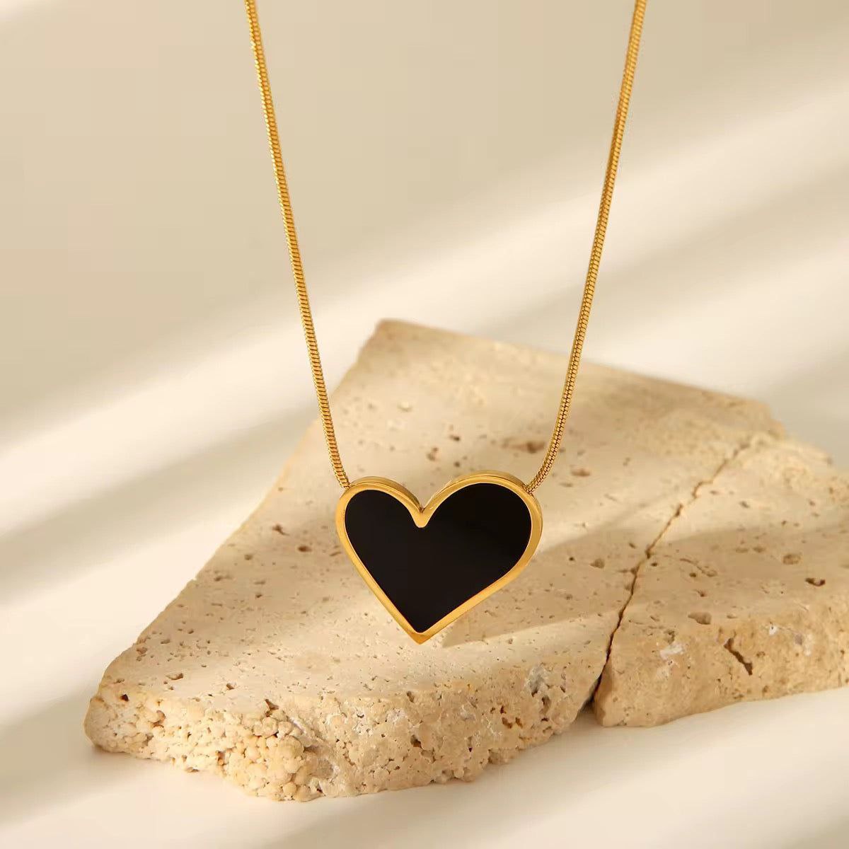 Elegant black heart shape Pendant with necklace chain CHARMORA BY ROHI